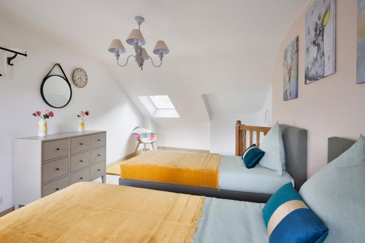 Vila La Belle A Colombage Dinan Exteriér fotografie